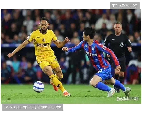 那不勒斯准备引进外线组织点,开启球队攻击新篇章 那不勒斯准备引进外线组织点,开启球队攻击新篇章